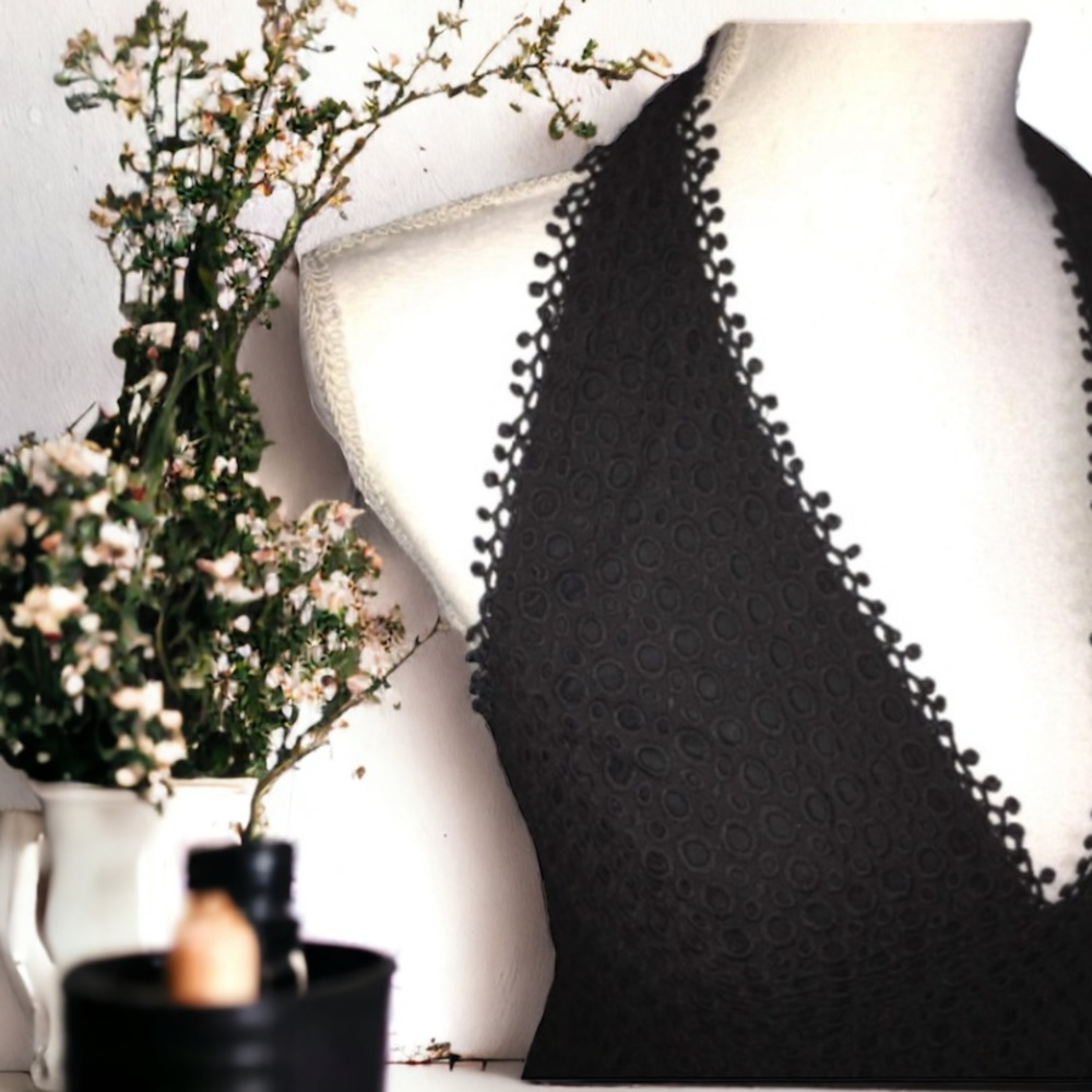 Belle by Badgley Mischka Sophia Halter Dress Size 8 - Picture 8 of 15